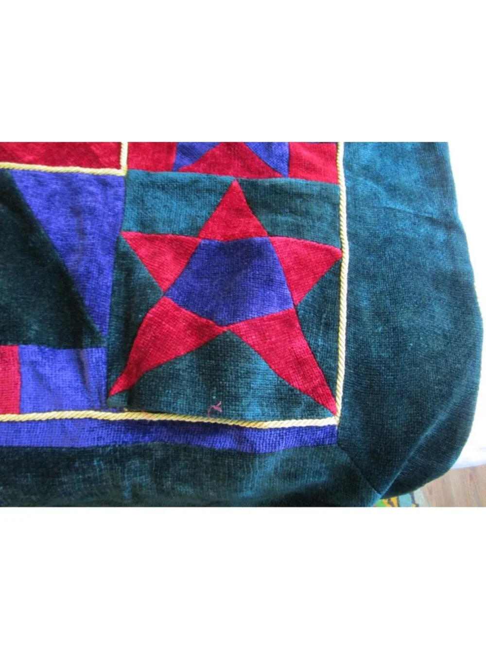 Patchwork Chenille Quilt Throw Blanket Cabin and Star Pattern Green Red Purple
